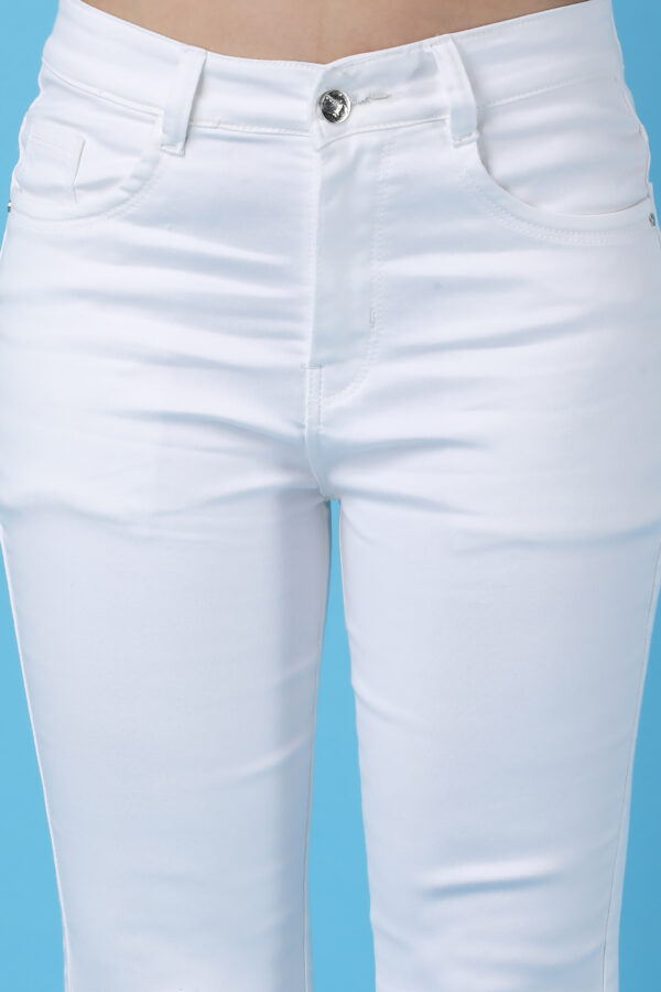 Women's White Skinny Fit Jeans